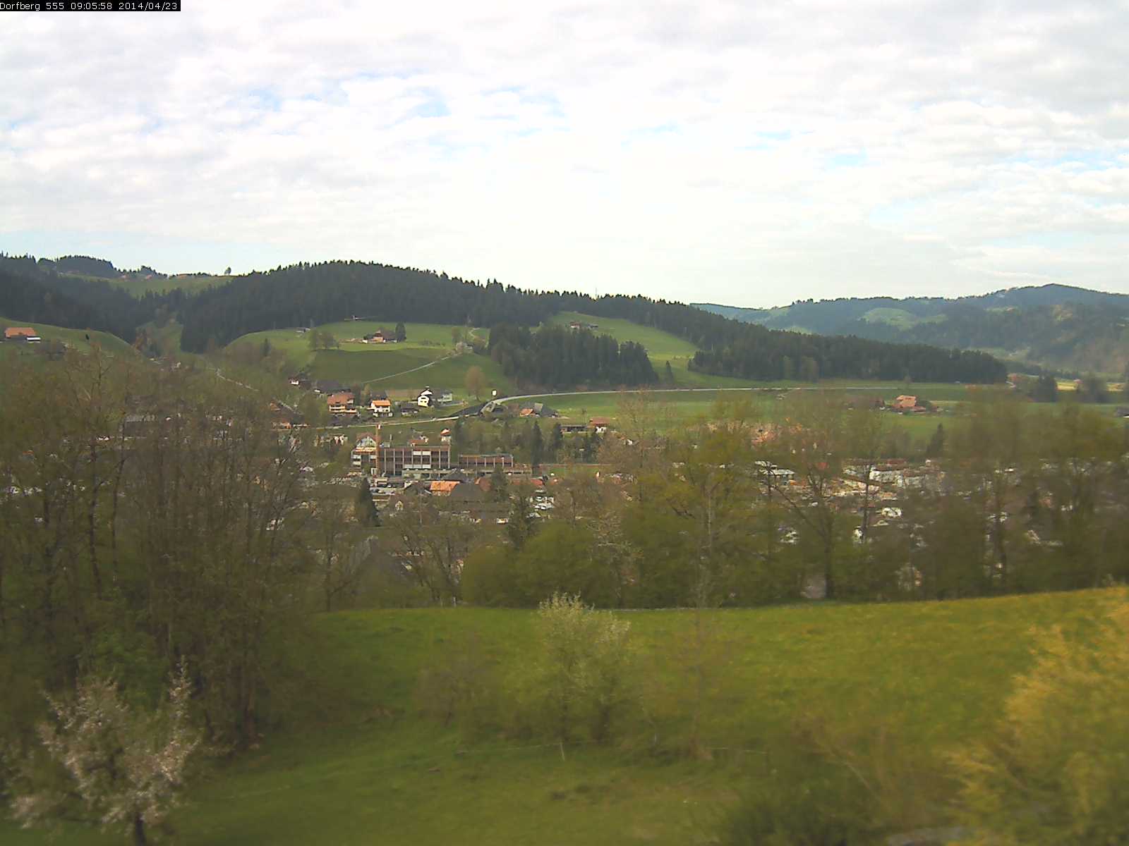 Webcam-Bild: Aussicht vom Dorfberg in Langnau 20140423-090600