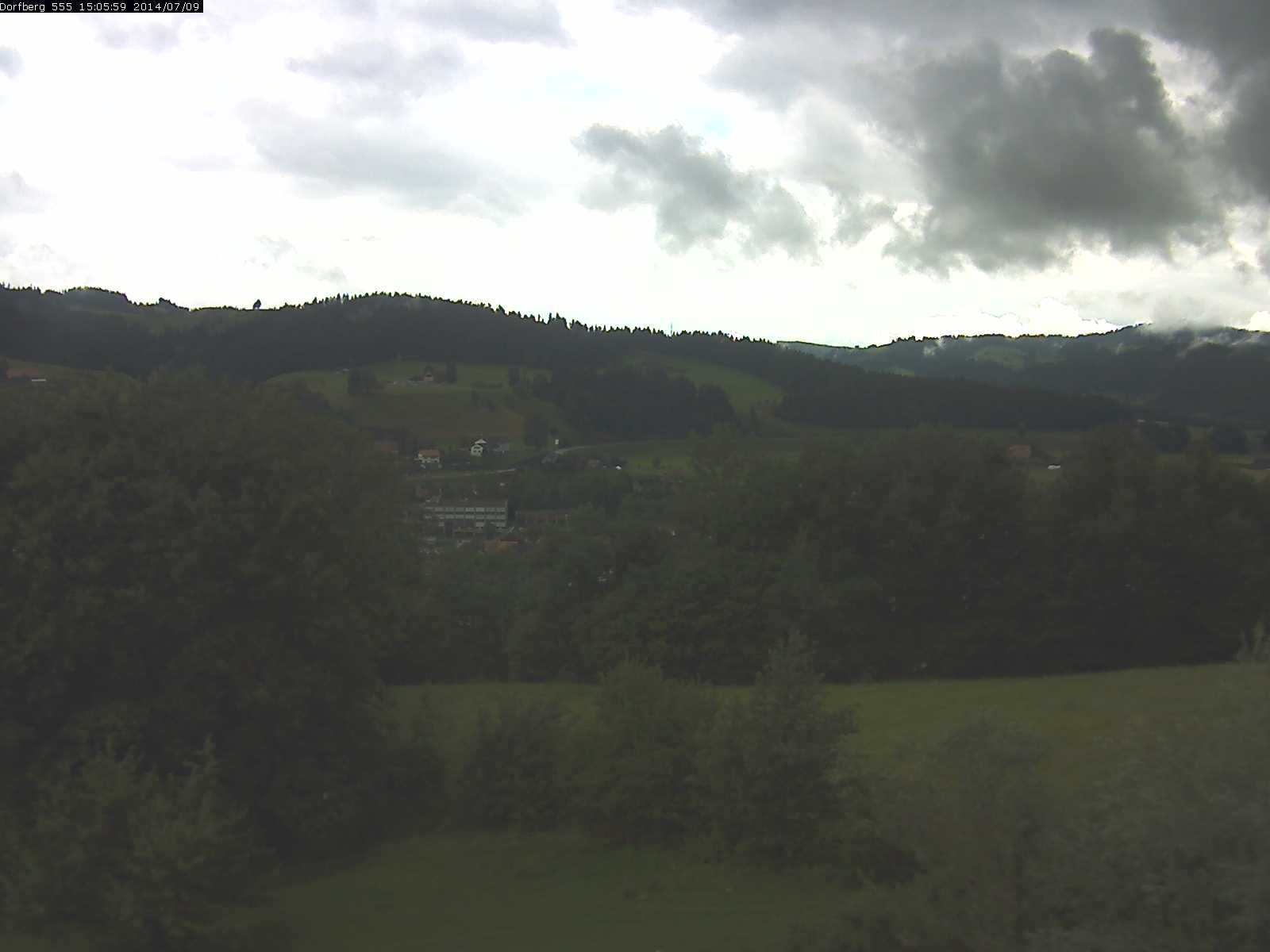 Webcam-Bild: Aussicht vom Dorfberg in Langnau 20140709-150600