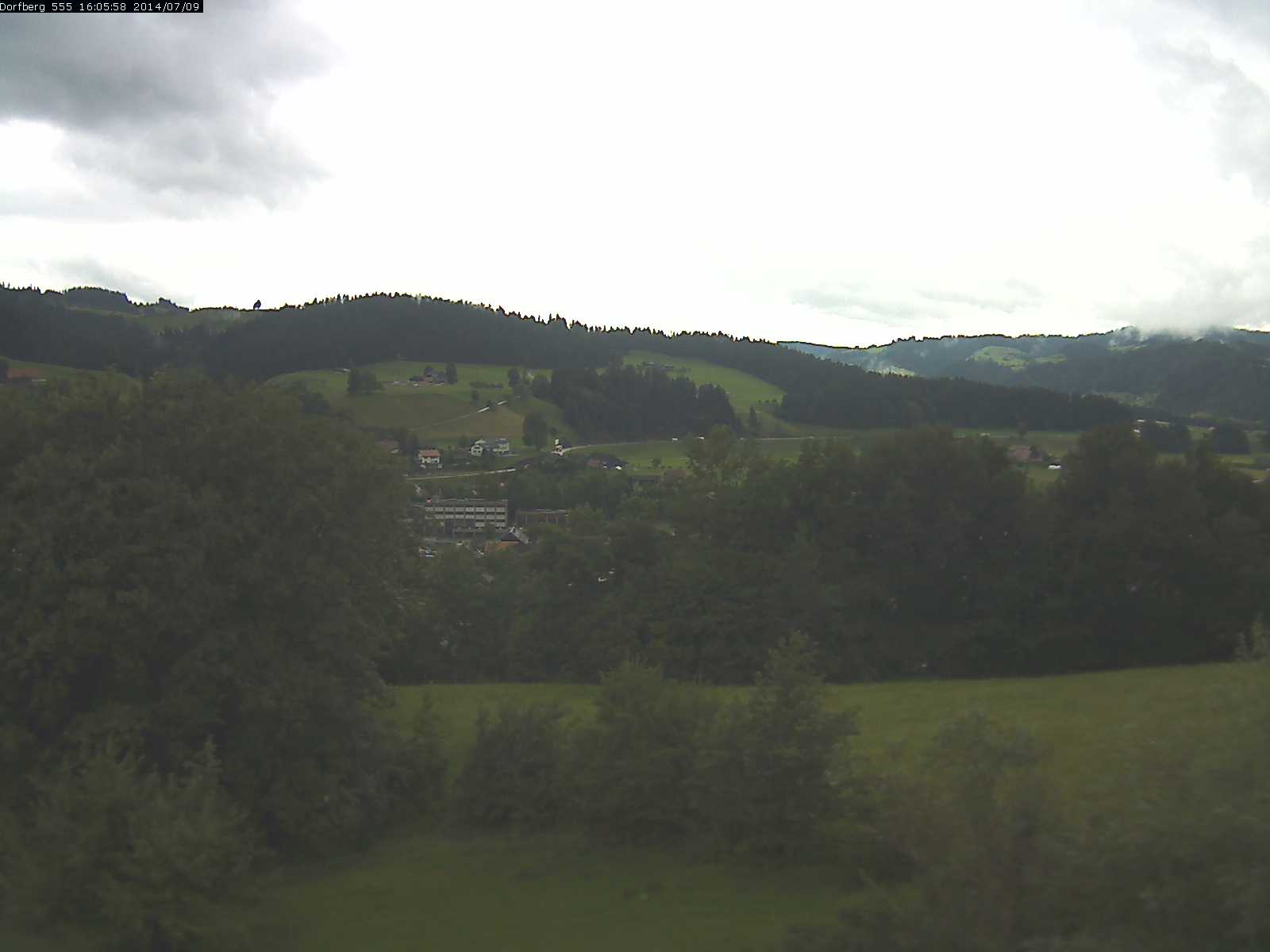 Webcam-Bild: Aussicht vom Dorfberg in Langnau 20140709-160600