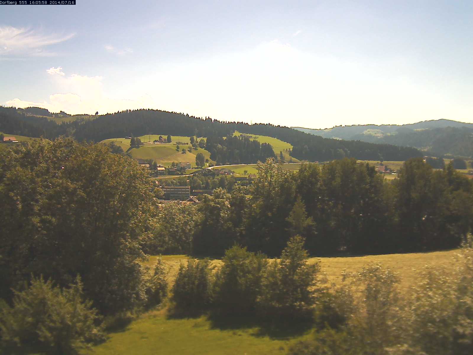 Webcam-Bild: Aussicht vom Dorfberg in Langnau 20140716-160600