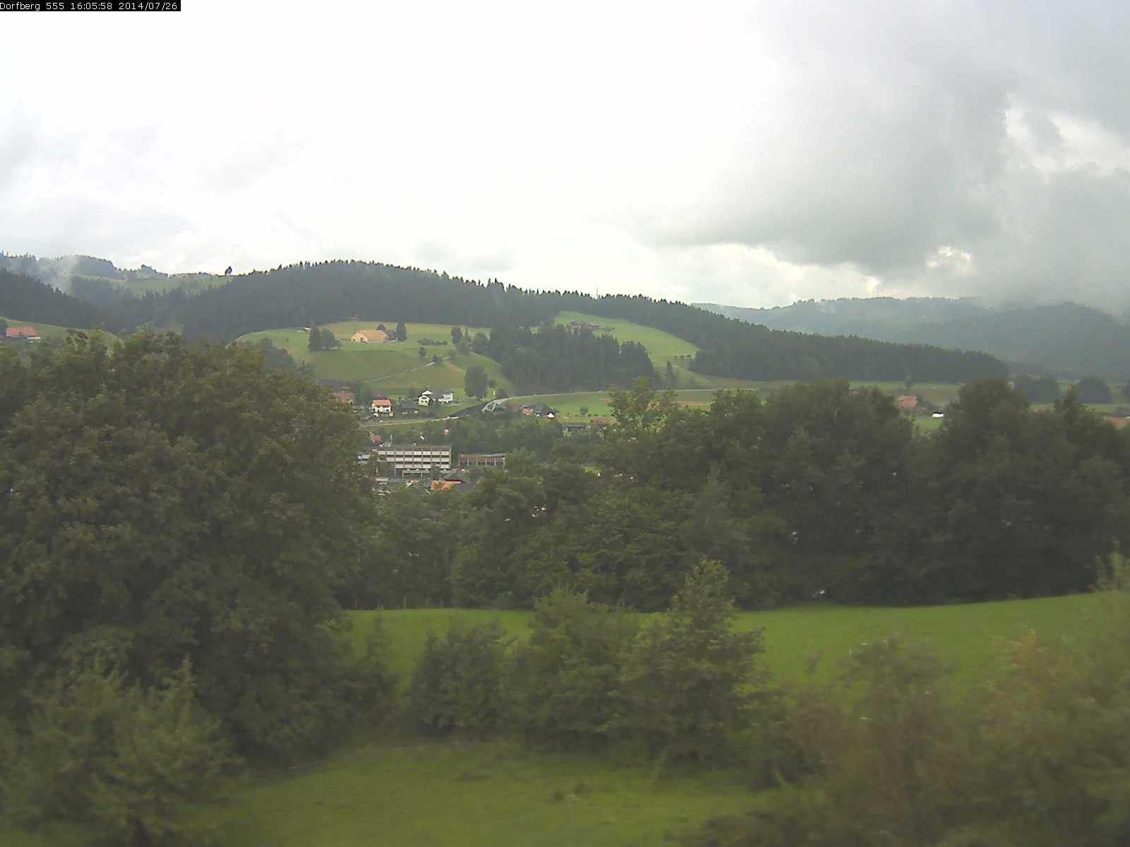 Webcam-Bild: Aussicht vom Dorfberg in Langnau 20140726-160600