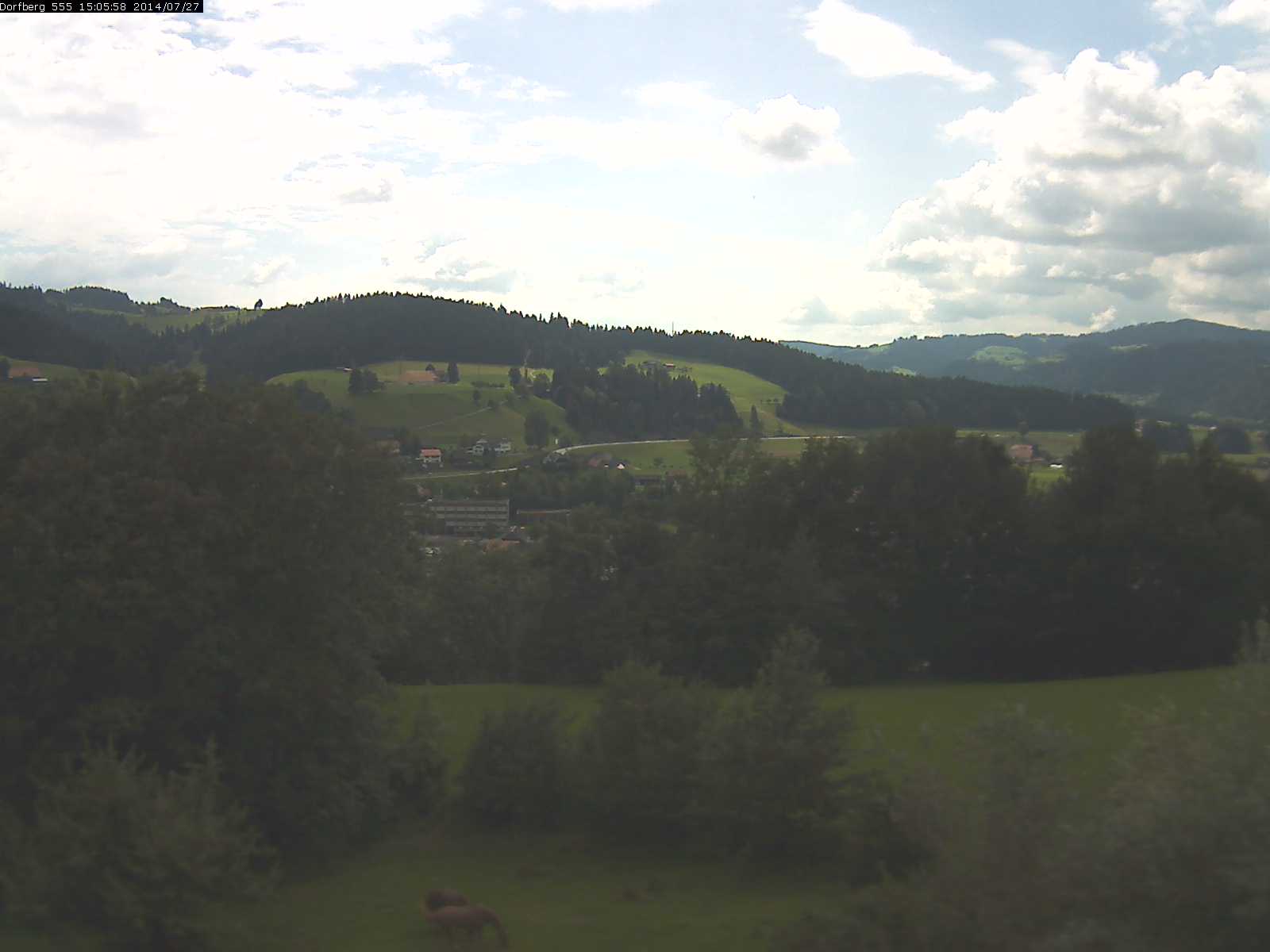 Webcam-Bild: Aussicht vom Dorfberg in Langnau 20140727-150600