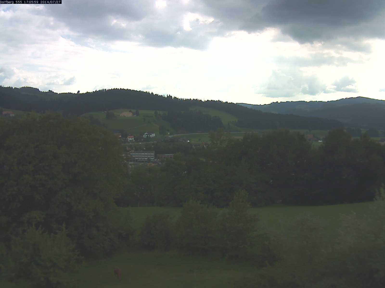 Webcam-Bild: Aussicht vom Dorfberg in Langnau 20140727-170600