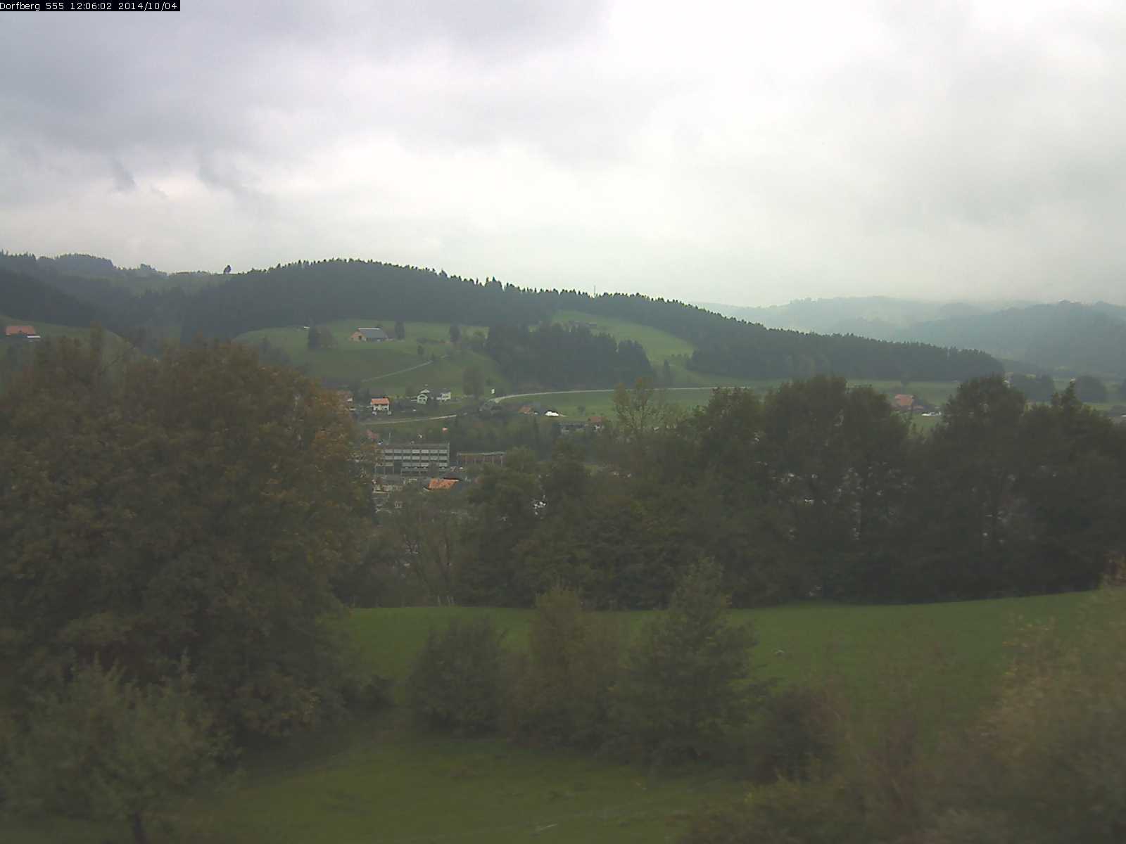 Webcam-Bild: Aussicht vom Dorfberg in Langnau 20141004-120601