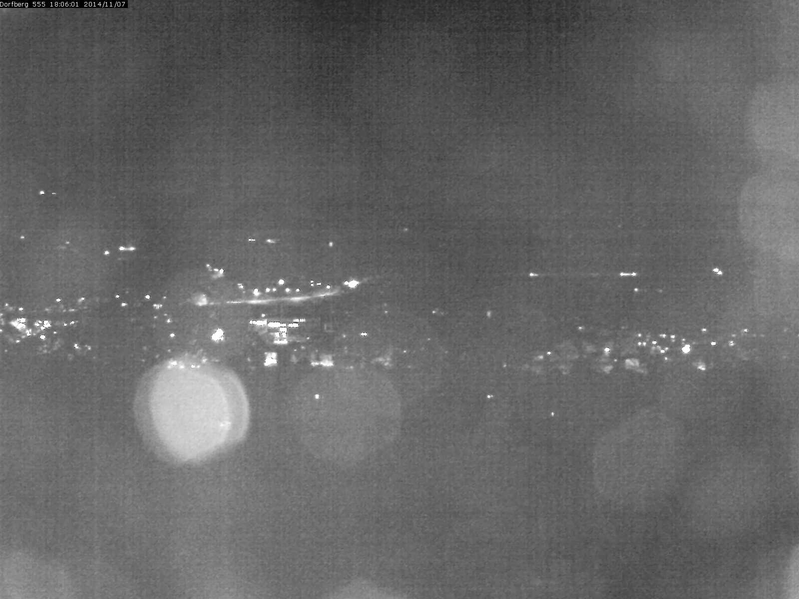 Webcam-Bild: Aussicht vom Dorfberg in Langnau 20141107-180601