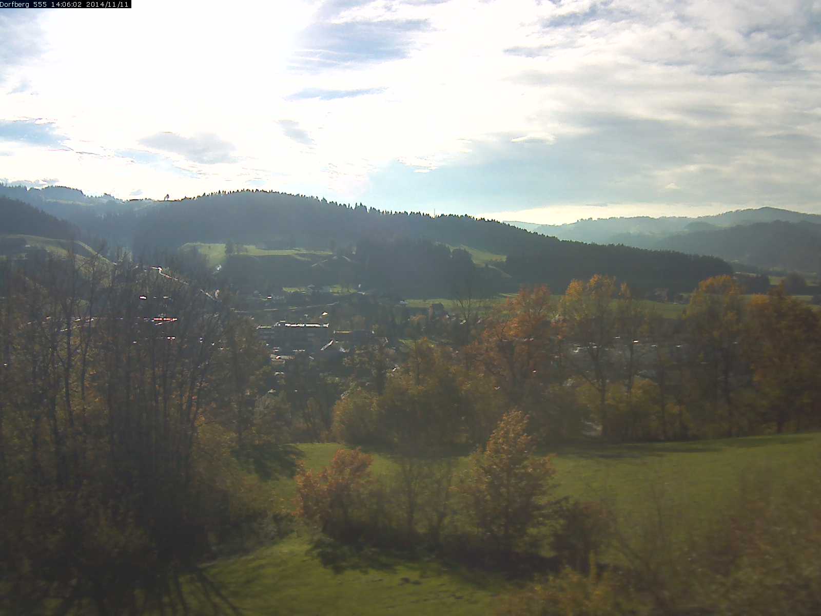 Webcam-Bild: Aussicht vom Dorfberg in Langnau 20141111-140601