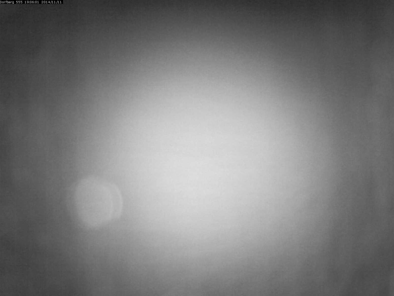 Webcam-Bild: Aussicht vom Dorfberg in Langnau 20141111-190601
