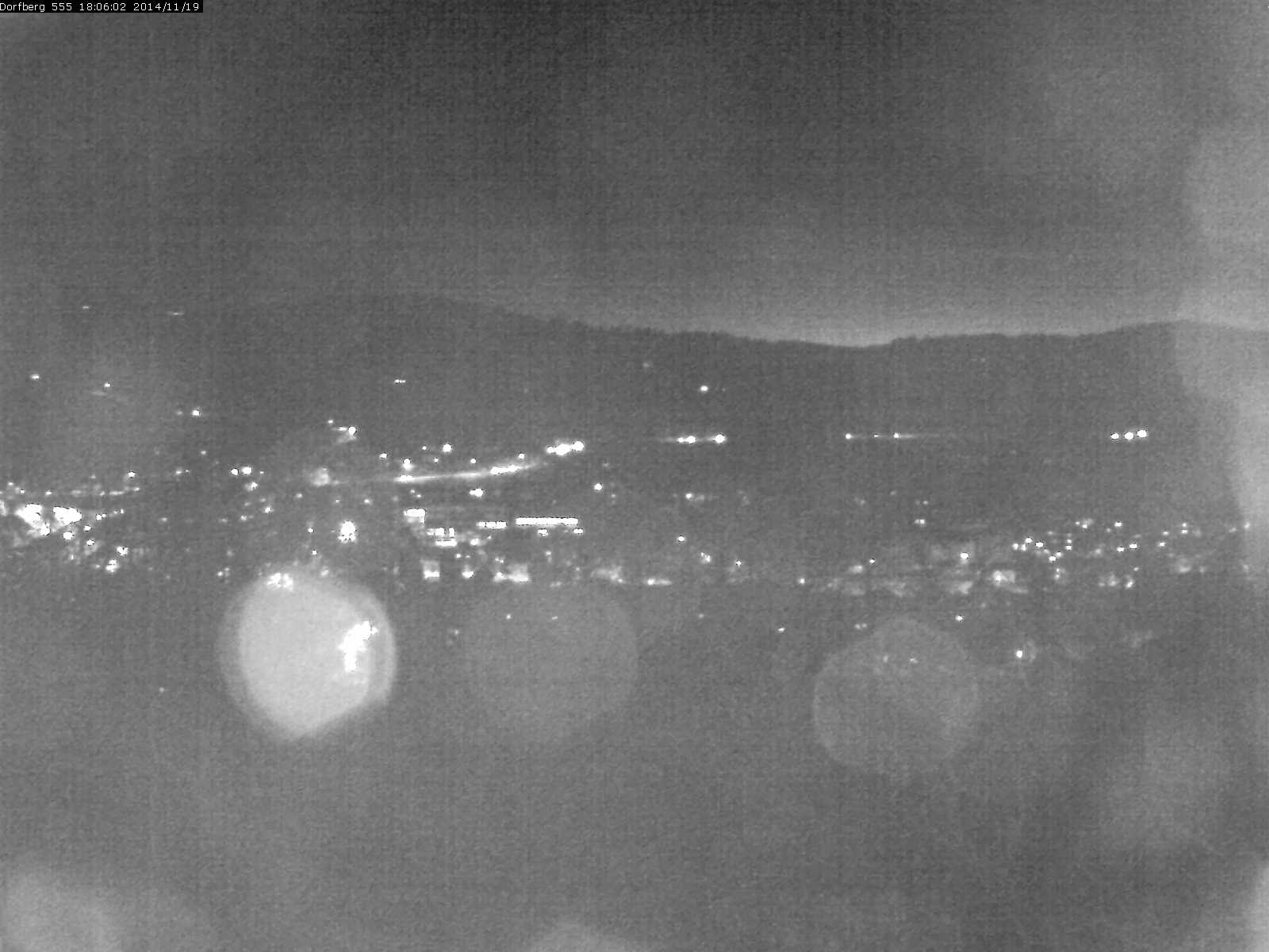 Webcam-Bild: Aussicht vom Dorfberg in Langnau 20141119-180601