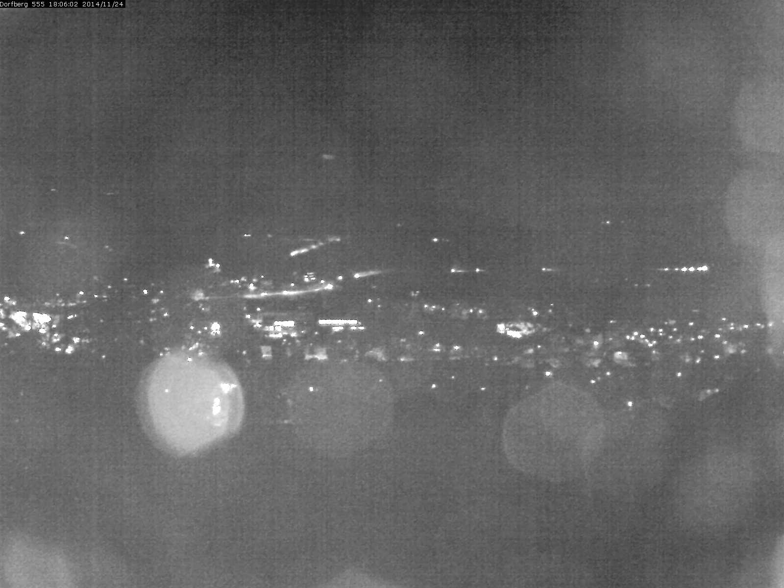 Webcam-Bild: Aussicht vom Dorfberg in Langnau 20141124-180601