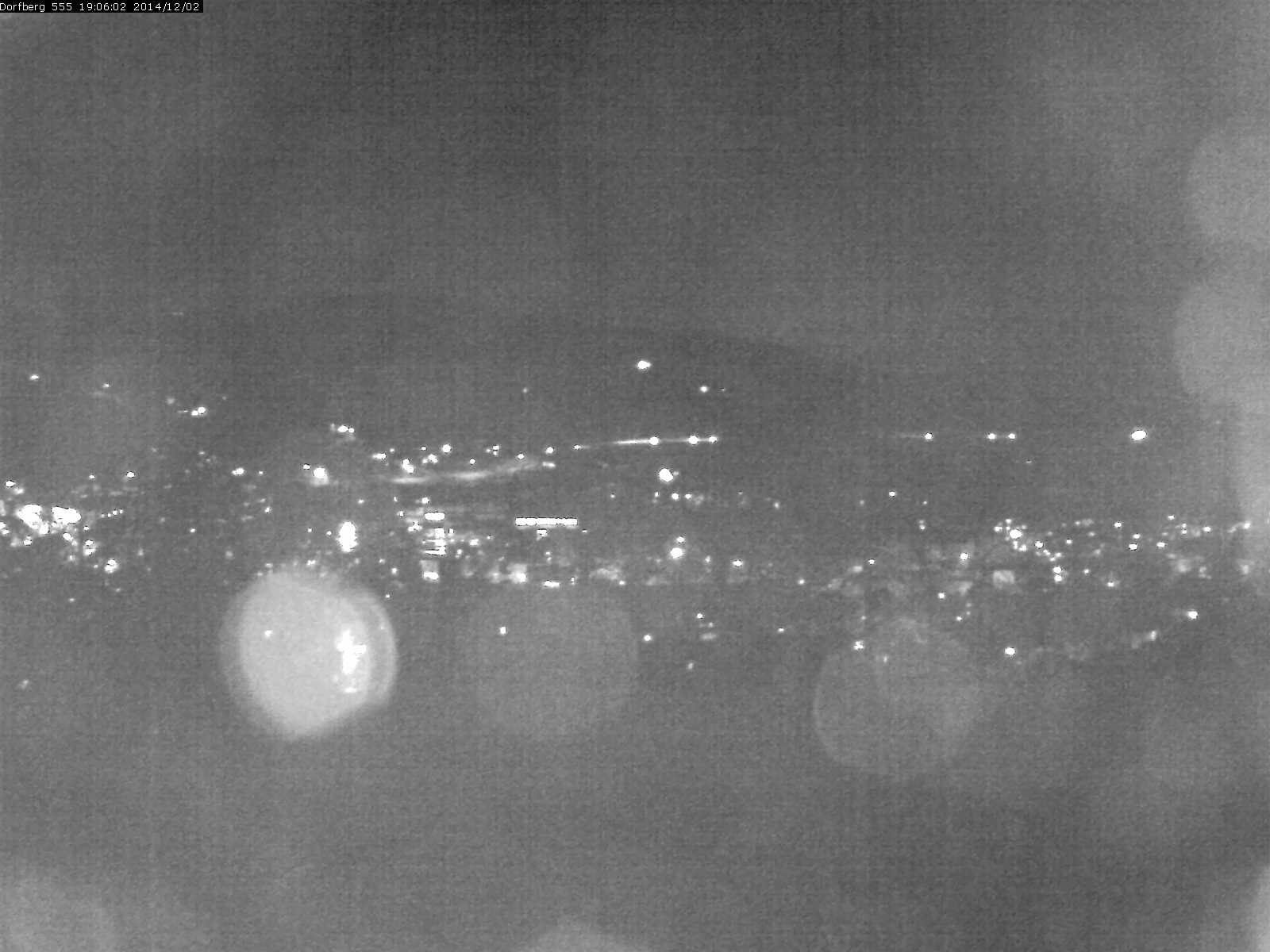 Webcam-Bild: Aussicht vom Dorfberg in Langnau 20141202-190601