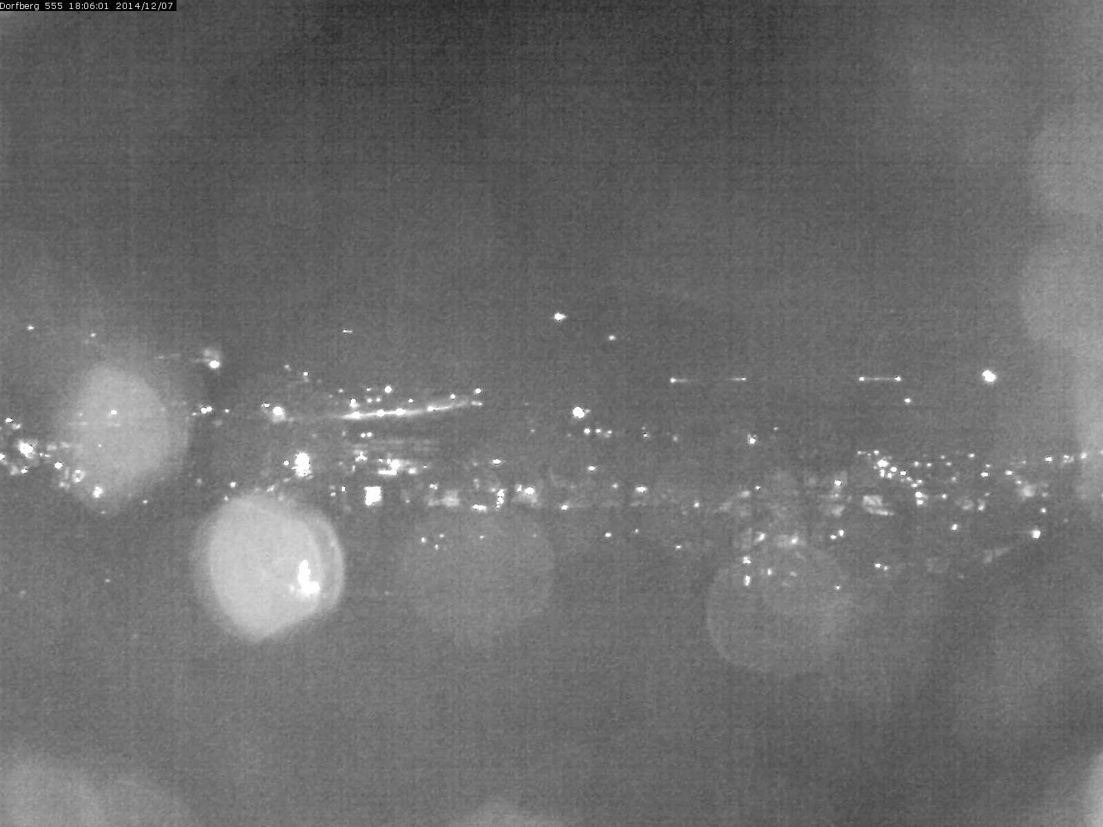 Webcam-Bild: Aussicht vom Dorfberg in Langnau 20141207-180601