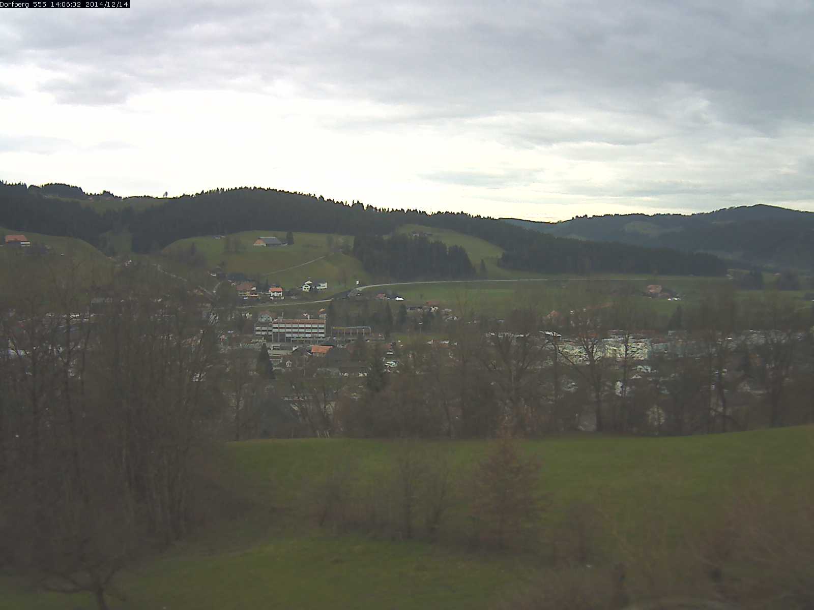 Webcam-Bild: Aussicht vom Dorfberg in Langnau 20141214-140601