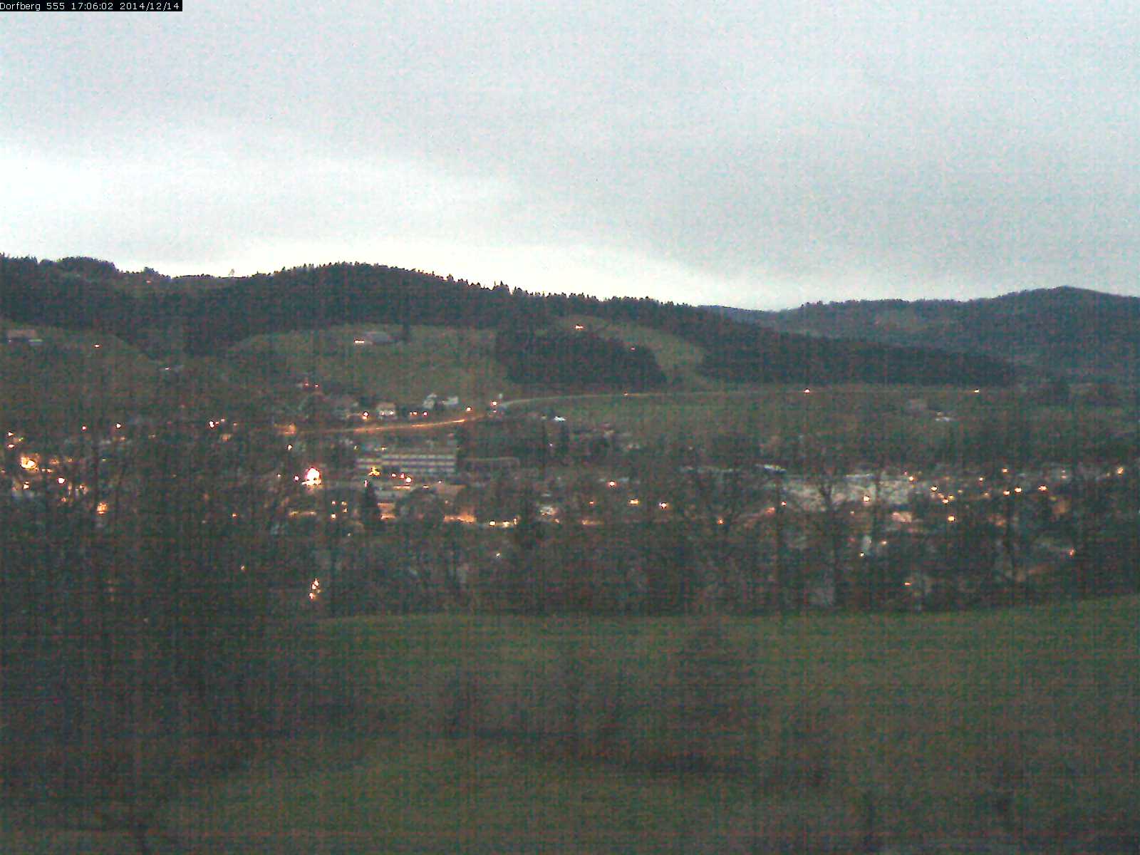 Webcam-Bild: Aussicht vom Dorfberg in Langnau 20141214-170601