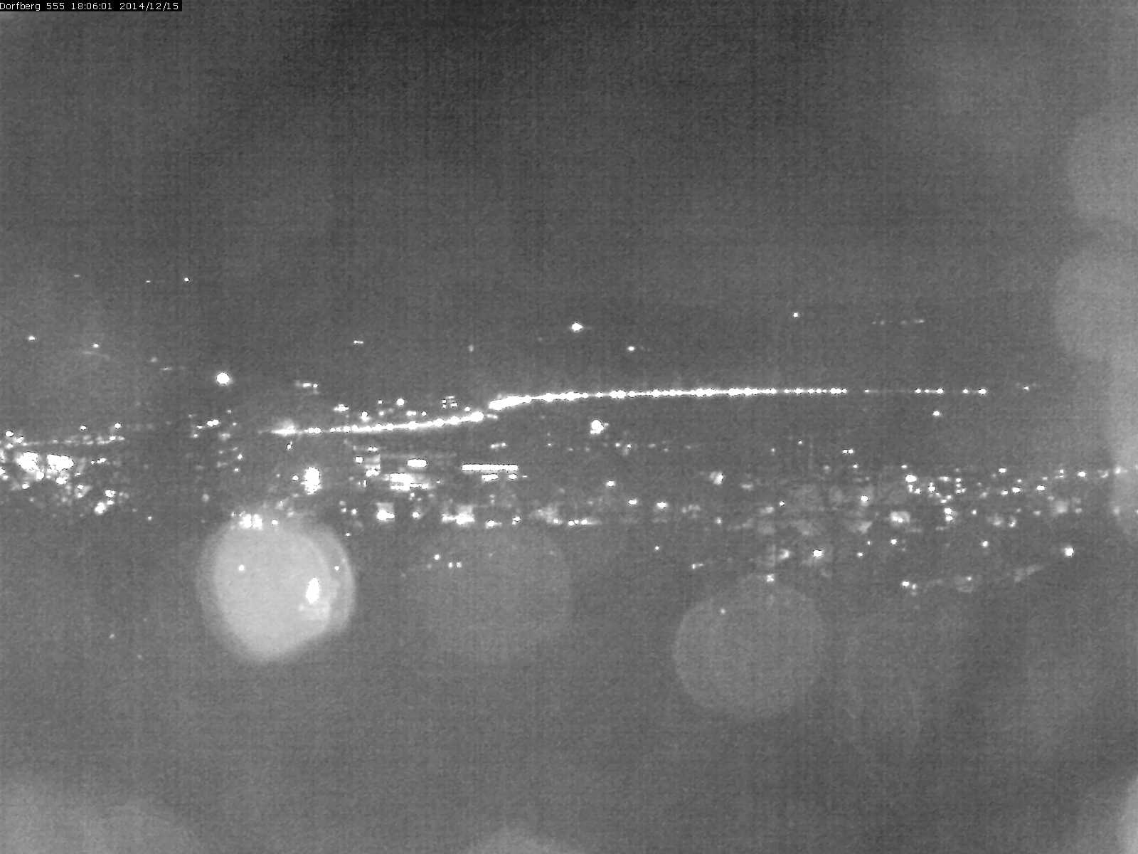 Webcam-Bild: Aussicht vom Dorfberg in Langnau 20141215-180601