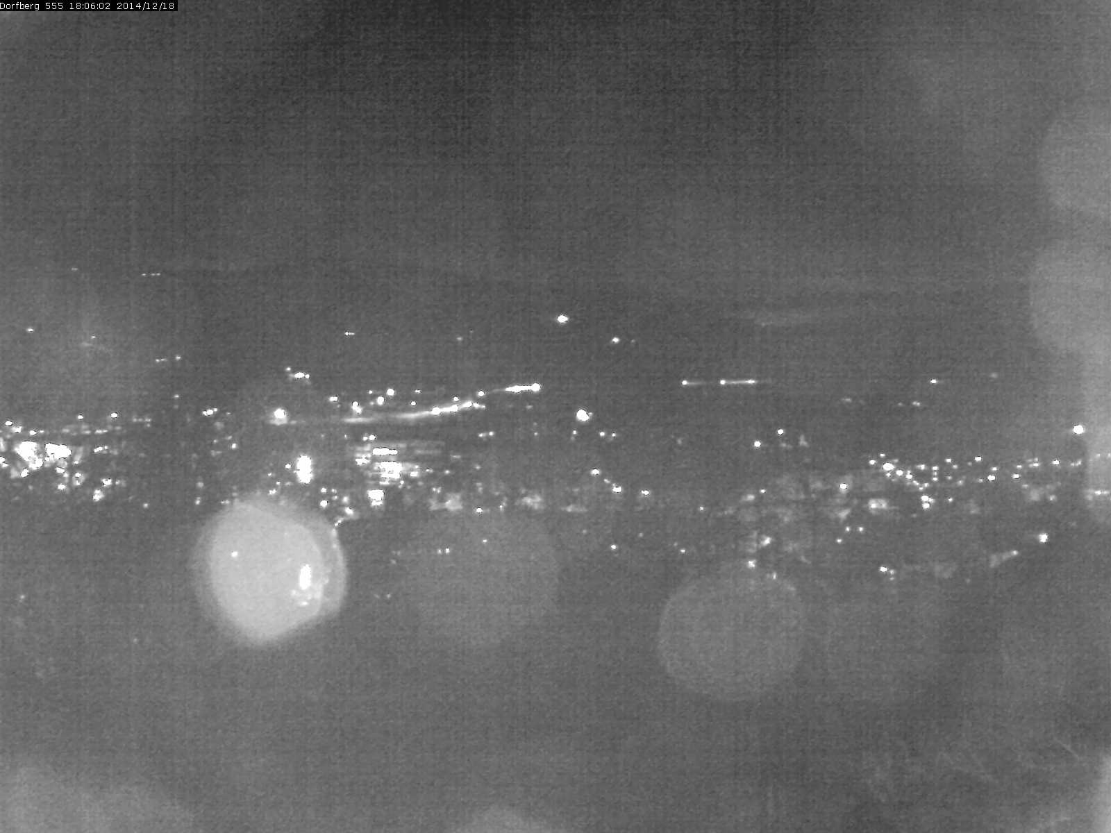 Webcam-Bild: Aussicht vom Dorfberg in Langnau 20141218-180602