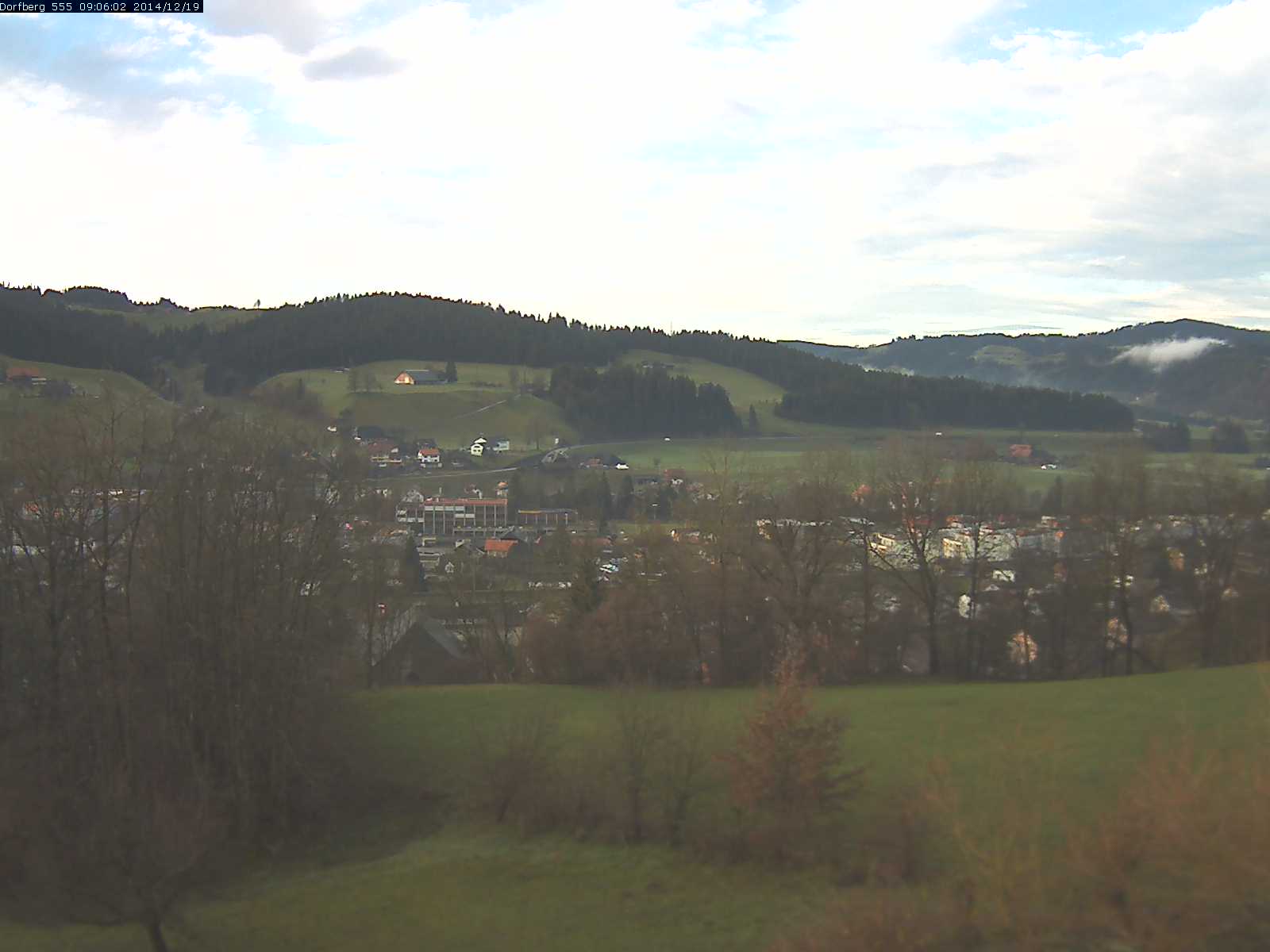 Webcam-Bild: Aussicht vom Dorfberg in Langnau 20141219-090601