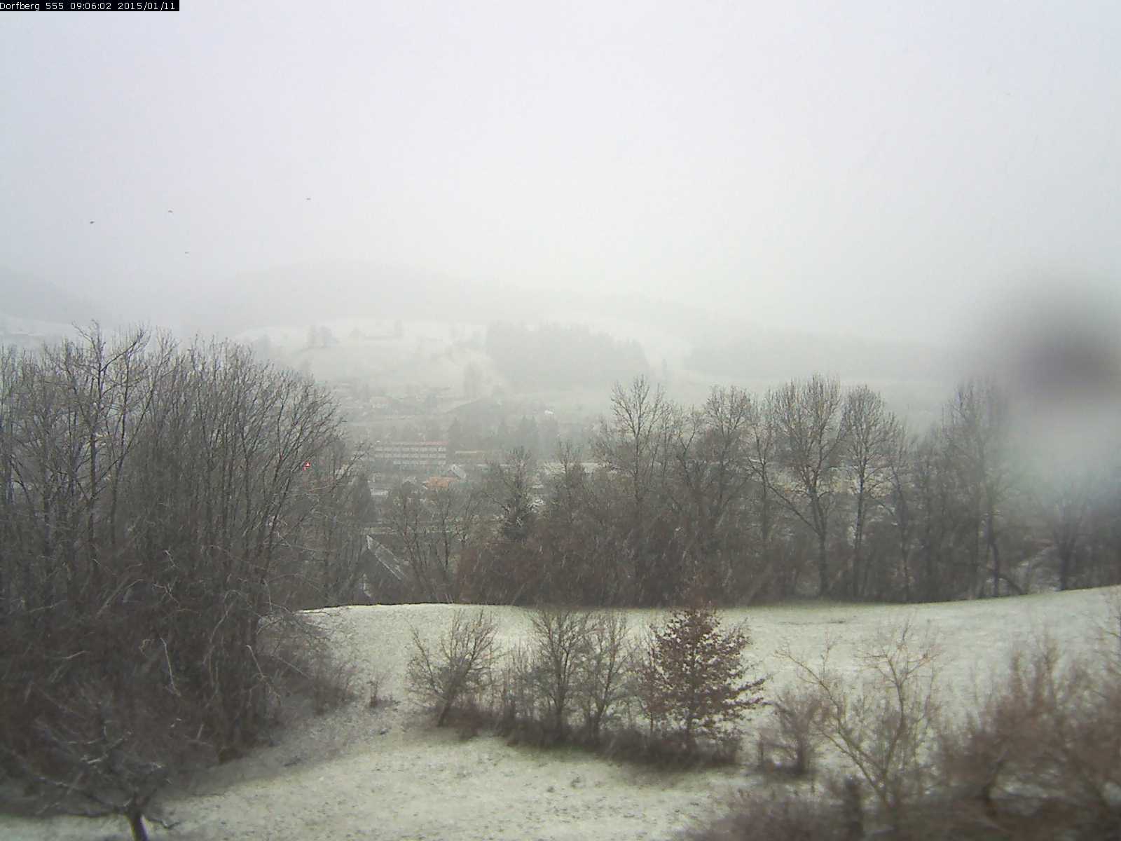Webcam-Bild: Aussicht vom Dorfberg in Langnau 20150111-090601