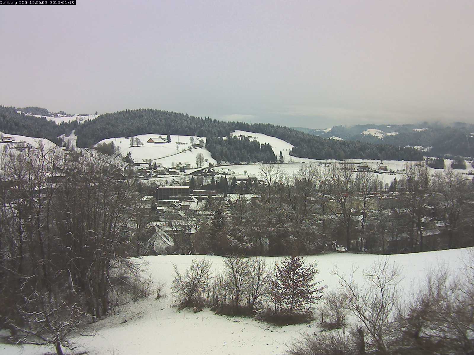 Webcam-Bild: Aussicht vom Dorfberg in Langnau 20150119-150601