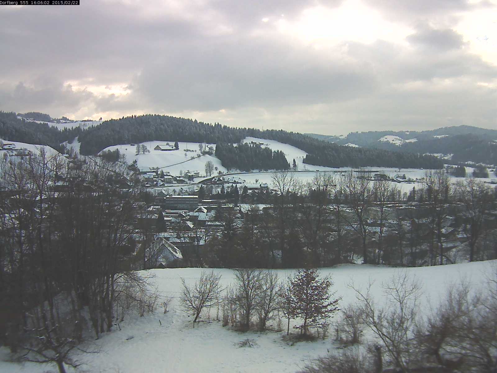 Webcam-Bild: Aussicht vom Dorfberg in Langnau 20150222-160601
