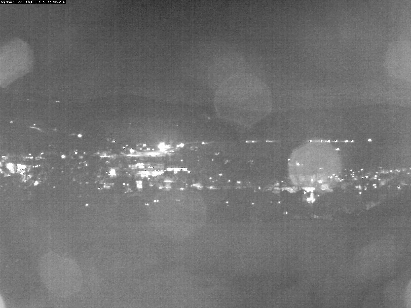 Webcam-Bild: Aussicht vom Dorfberg in Langnau 20150224-190601