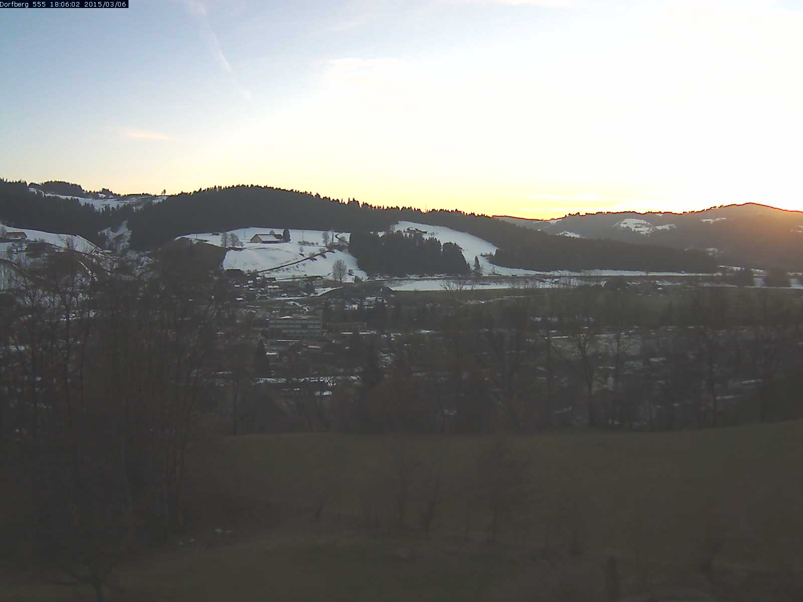 Webcam-Bild: Aussicht vom Dorfberg in Langnau 20150306-180601