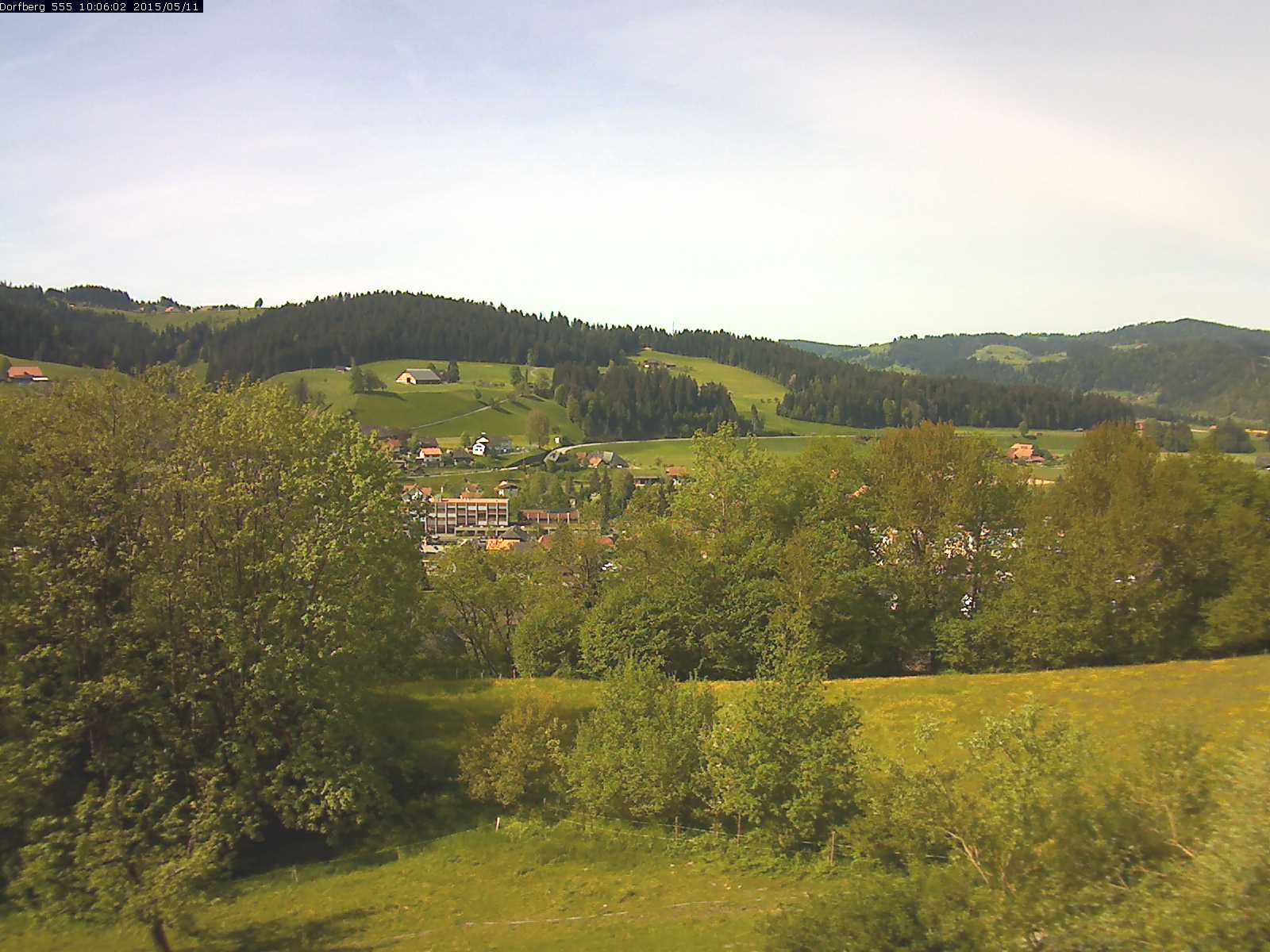 Webcam-Bild: Aussicht vom Dorfberg in Langnau 20150511-100601