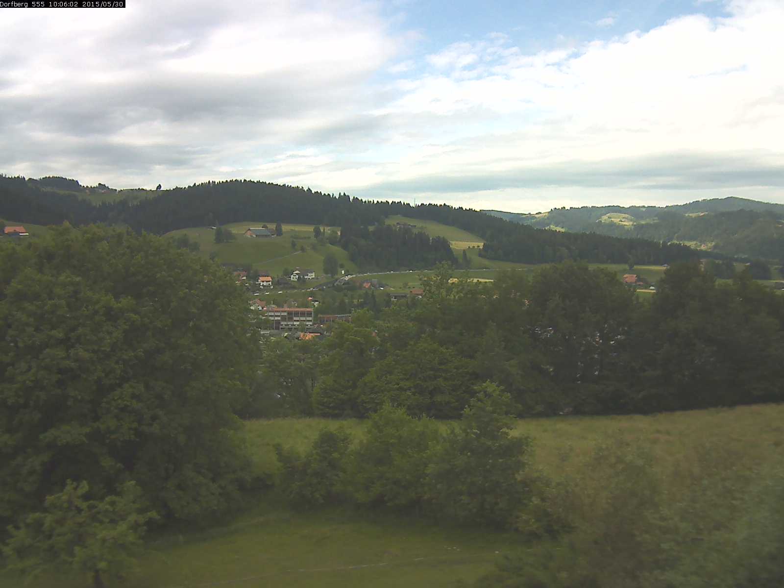 Webcam-Bild: Aussicht vom Dorfberg in Langnau 20150530-100601