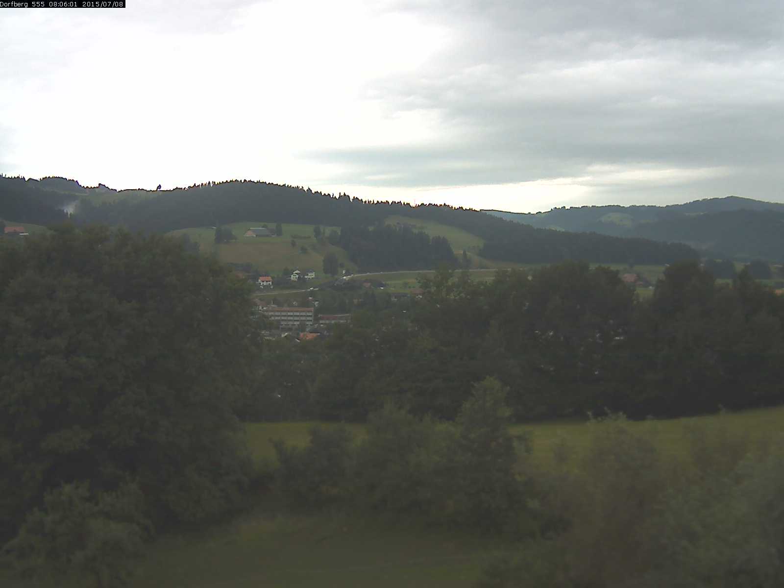 Webcam-Bild: Aussicht vom Dorfberg in Langnau 20150708-080601