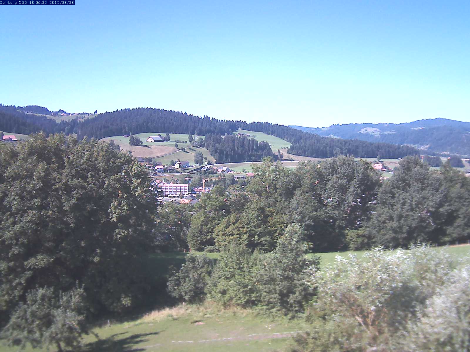Webcam-Bild: Aussicht vom Dorfberg in Langnau 20150803-100601