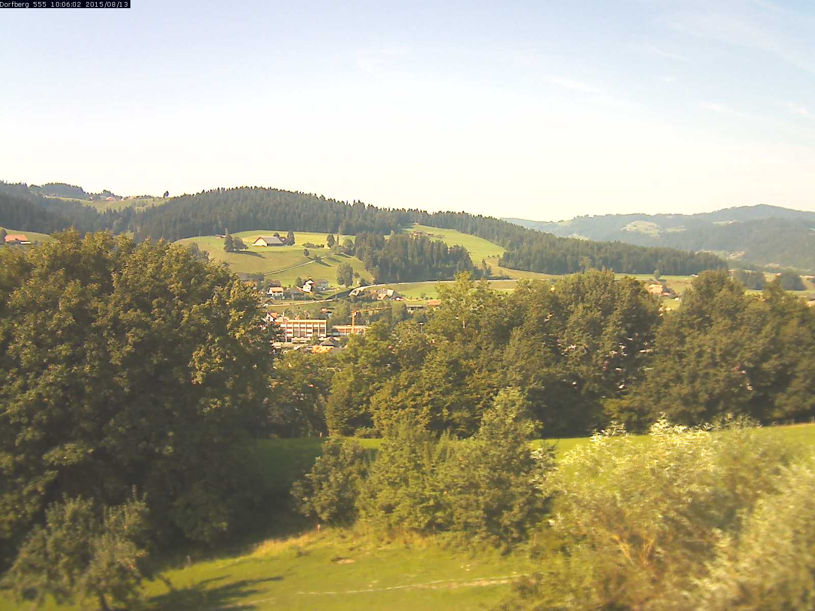 Webcam-Bild: Aussicht vom Dorfberg in Langnau 20150813-100601