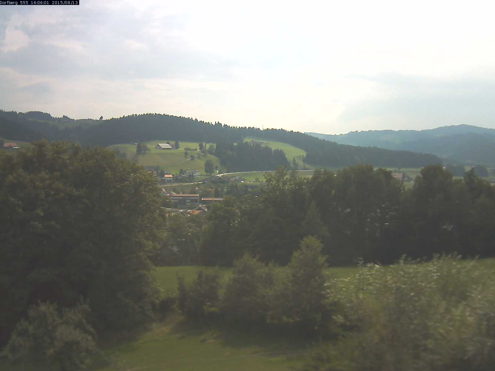 Webcam-Bild: Aussicht vom Dorfberg in Langnau 20150813-160601