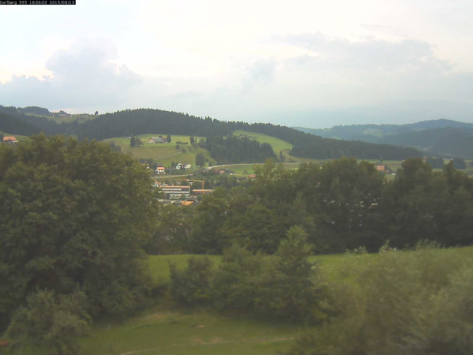 Webcam-Bild: Aussicht vom Dorfberg in Langnau 20150813-180602