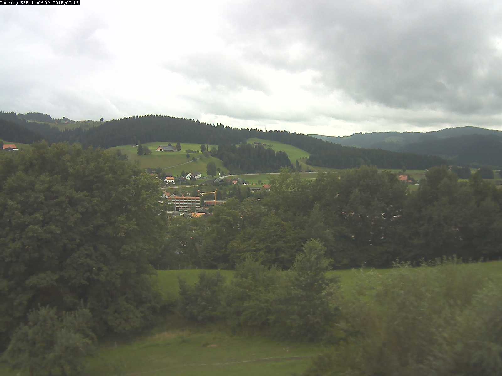 Webcam-Bild: Aussicht vom Dorfberg in Langnau 20150815-140601