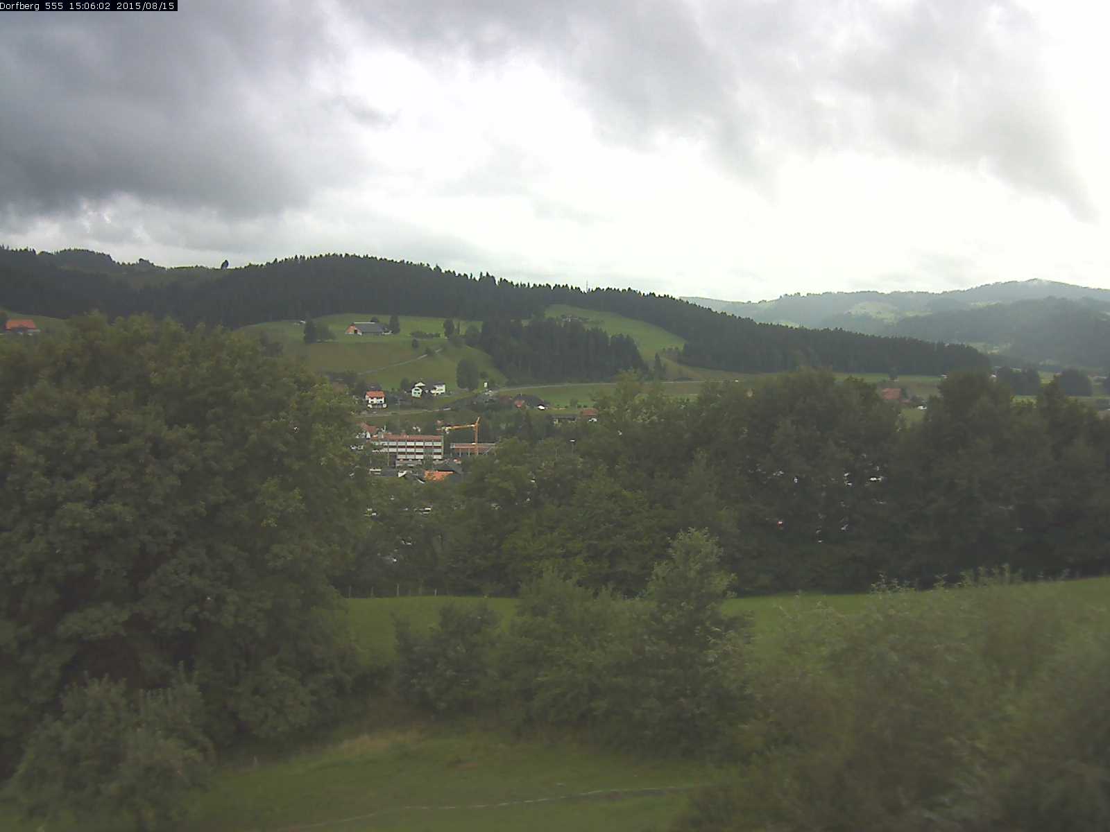 Webcam-Bild: Aussicht vom Dorfberg in Langnau 20150815-150601