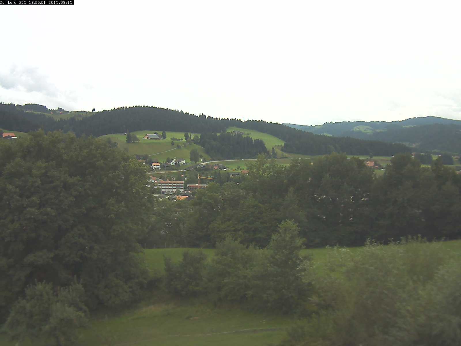 Webcam-Bild: Aussicht vom Dorfberg in Langnau 20150815-180601