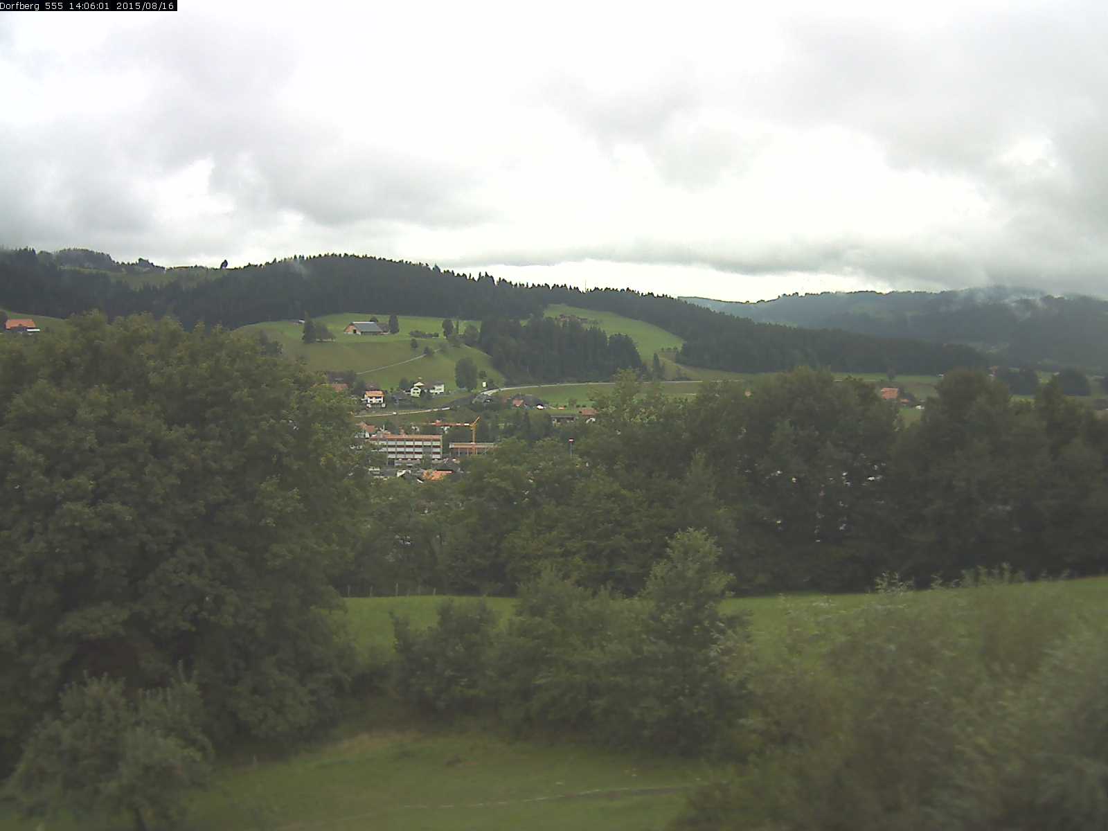 Webcam-Bild: Aussicht vom Dorfberg in Langnau 20150816-140601