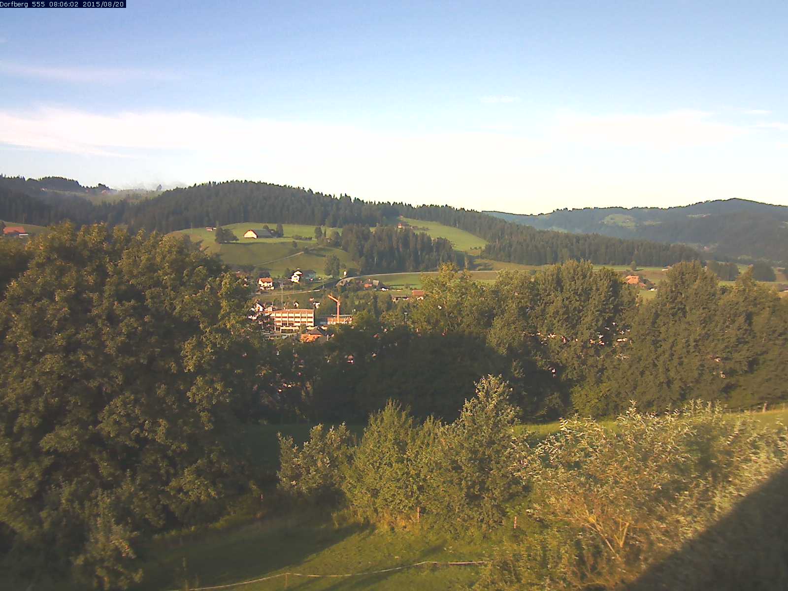Webcam-Bild: Aussicht vom Dorfberg in Langnau 20150820-080601