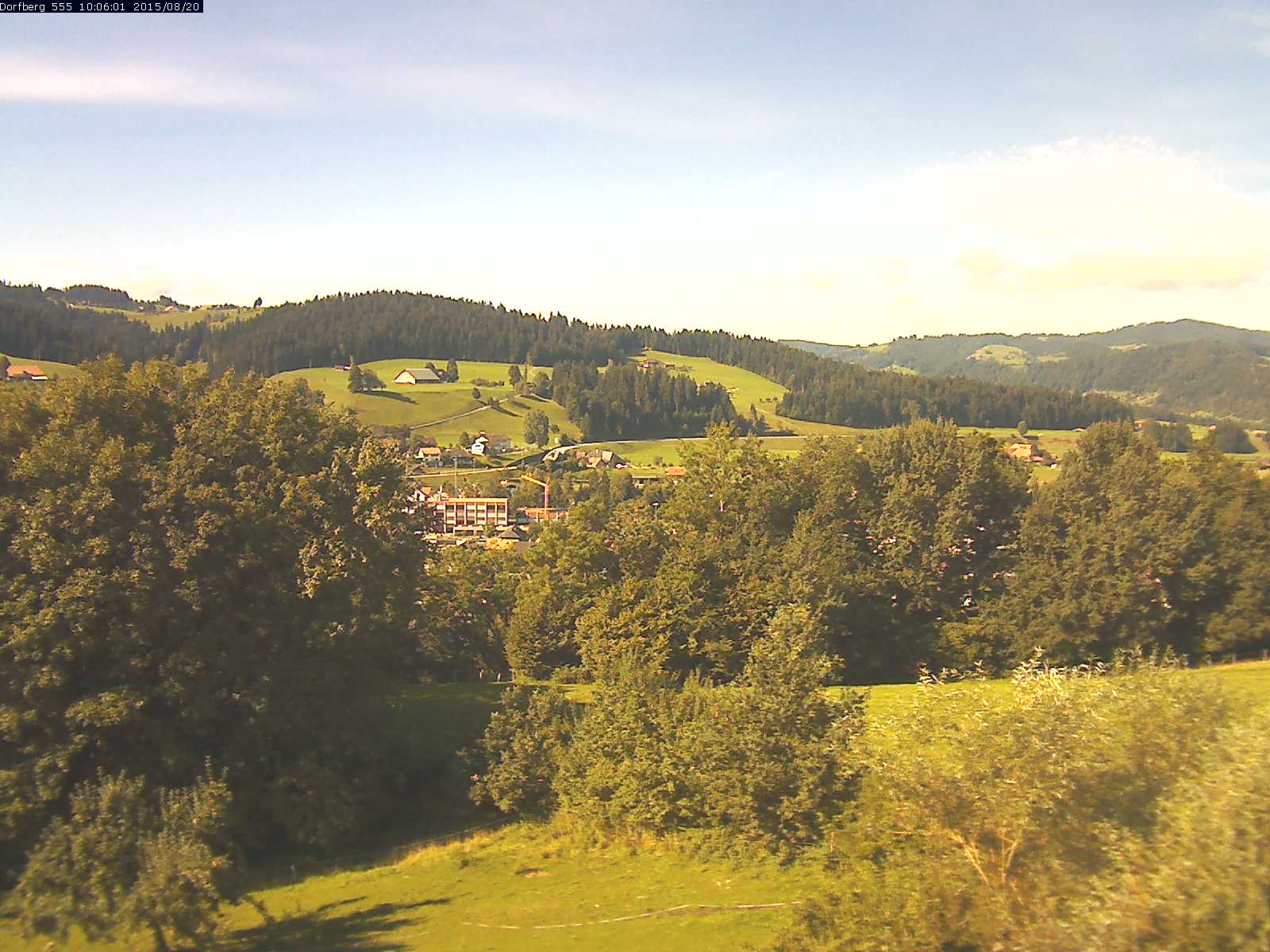 Webcam-Bild: Aussicht vom Dorfberg in Langnau 20150820-100601