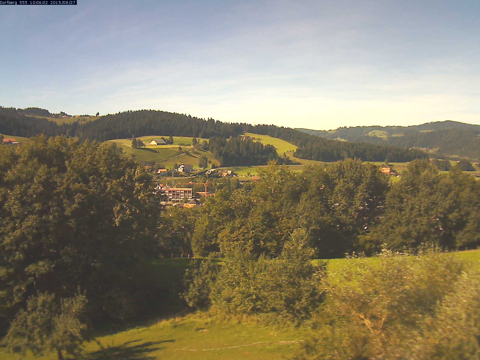 Webcam-Bild: Aussicht vom Dorfberg in Langnau 20150827-100601