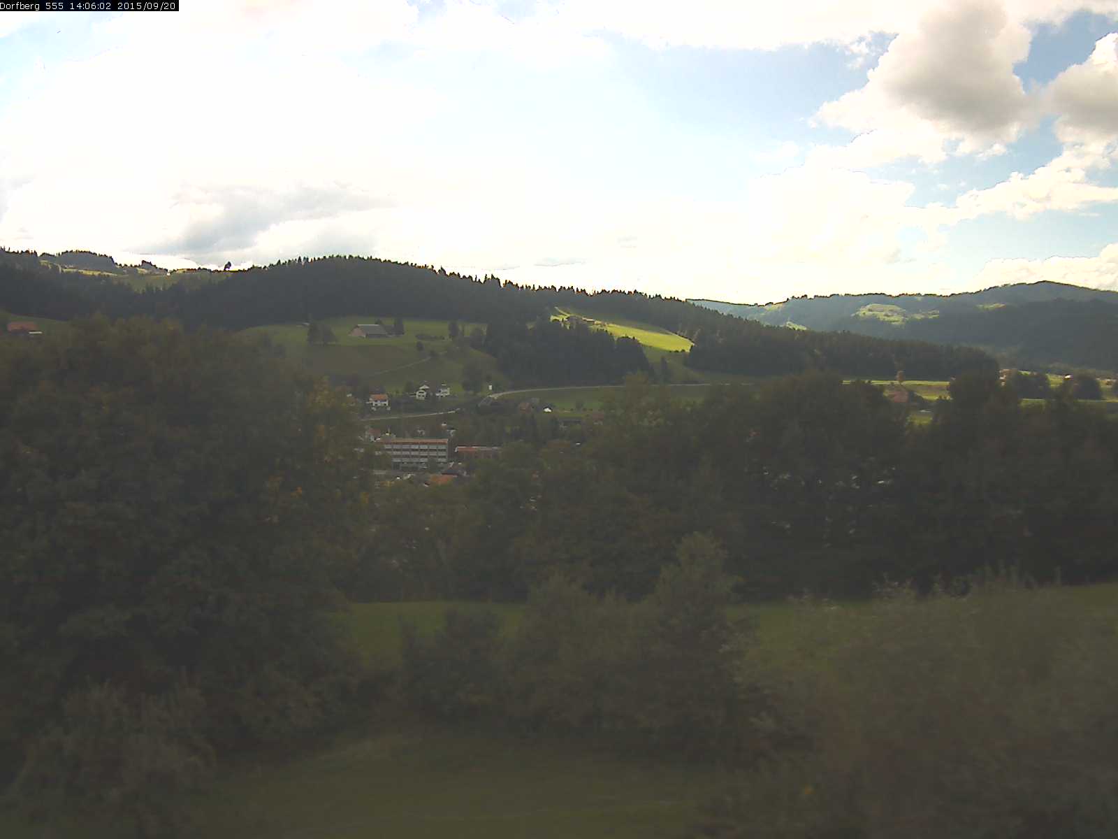 Webcam-Bild: Aussicht vom Dorfberg in Langnau 20150920-140601