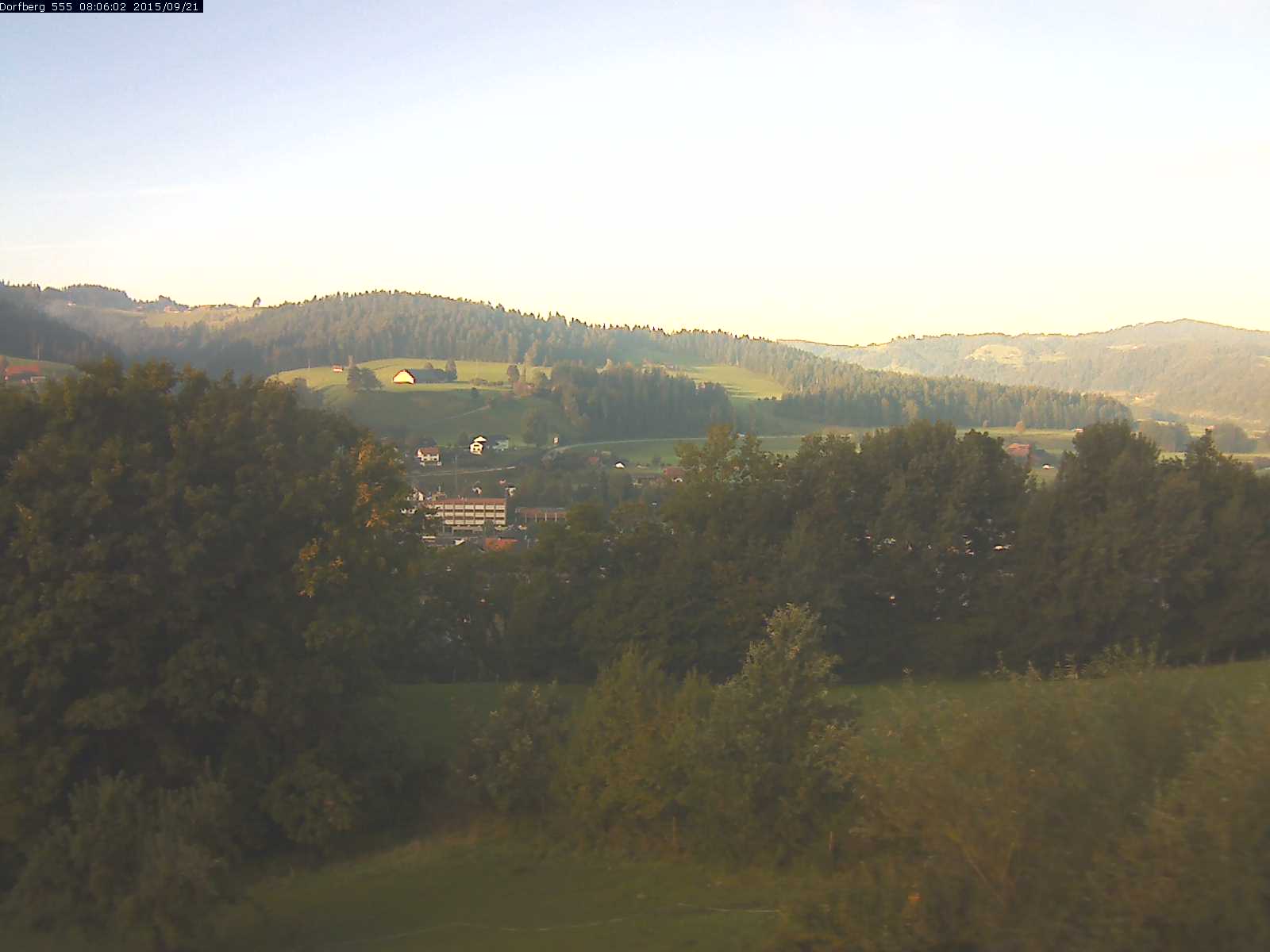 Webcam-Bild: Aussicht vom Dorfberg in Langnau 20150921-080601
