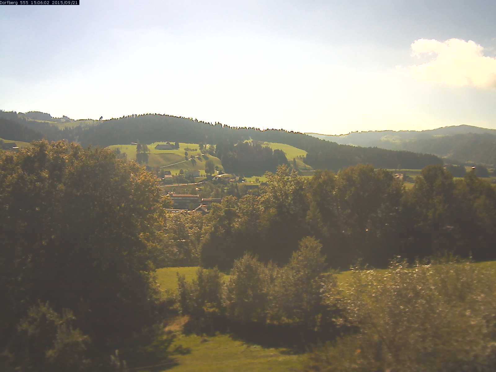 Webcam-Bild: Aussicht vom Dorfberg in Langnau 20150921-150601