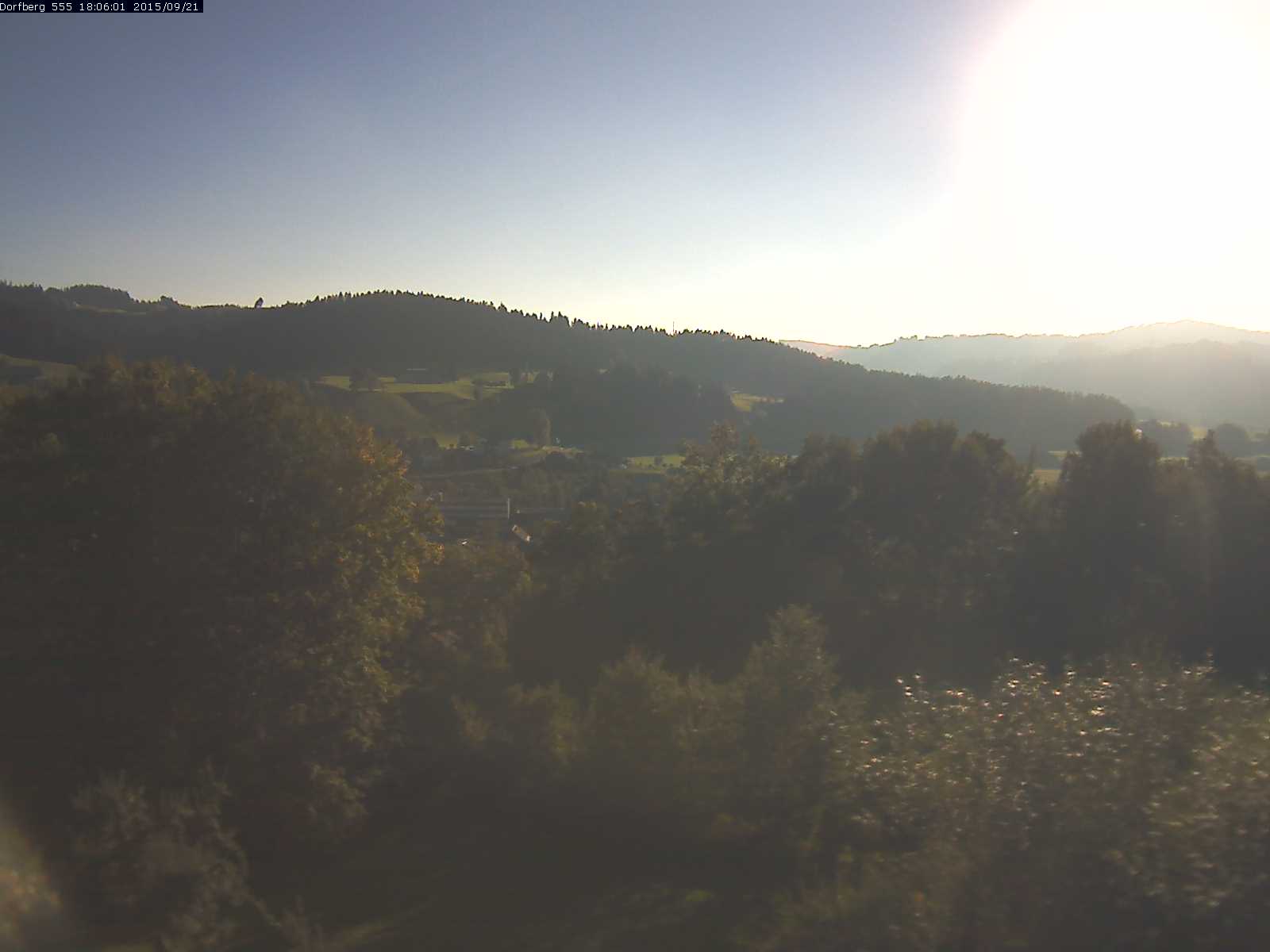 Webcam-Bild: Aussicht vom Dorfberg in Langnau 20150921-180601