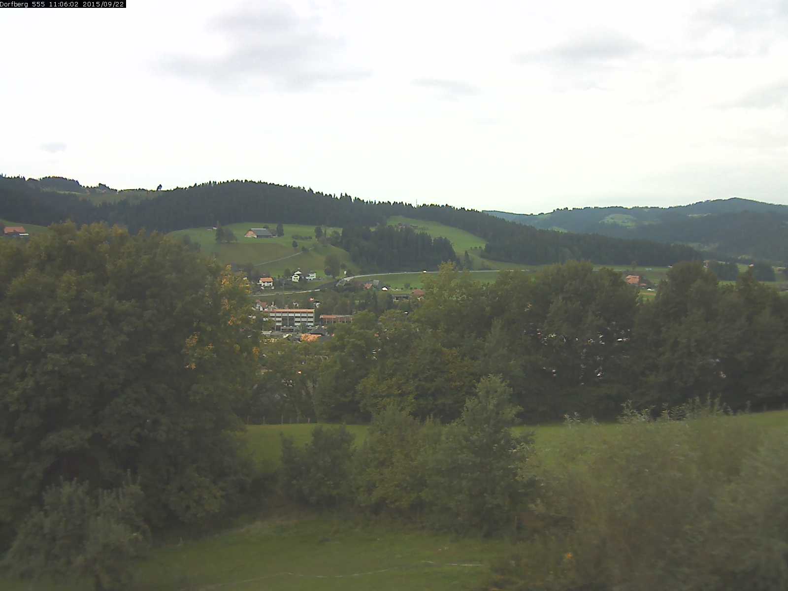 Webcam-Bild: Aussicht vom Dorfberg in Langnau 20150922-110601