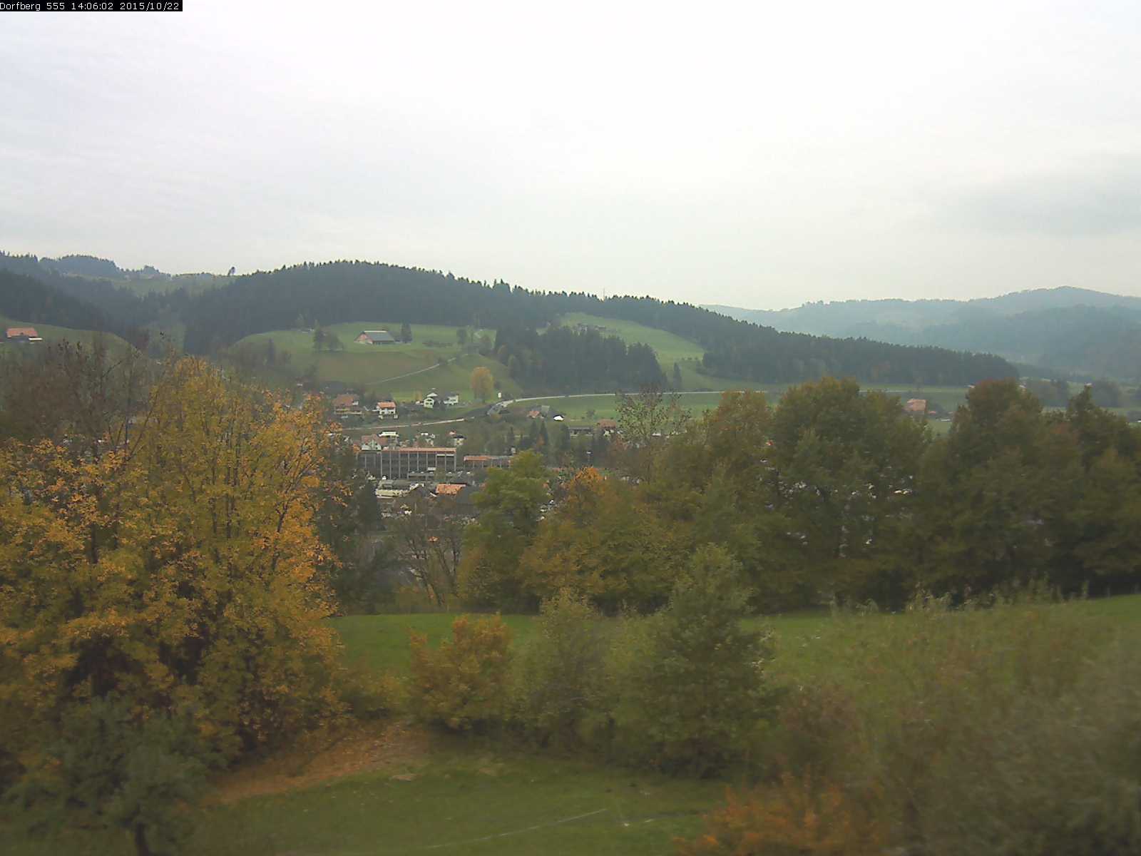 Webcam-Bild: Aussicht vom Dorfberg in Langnau 20151022-140601