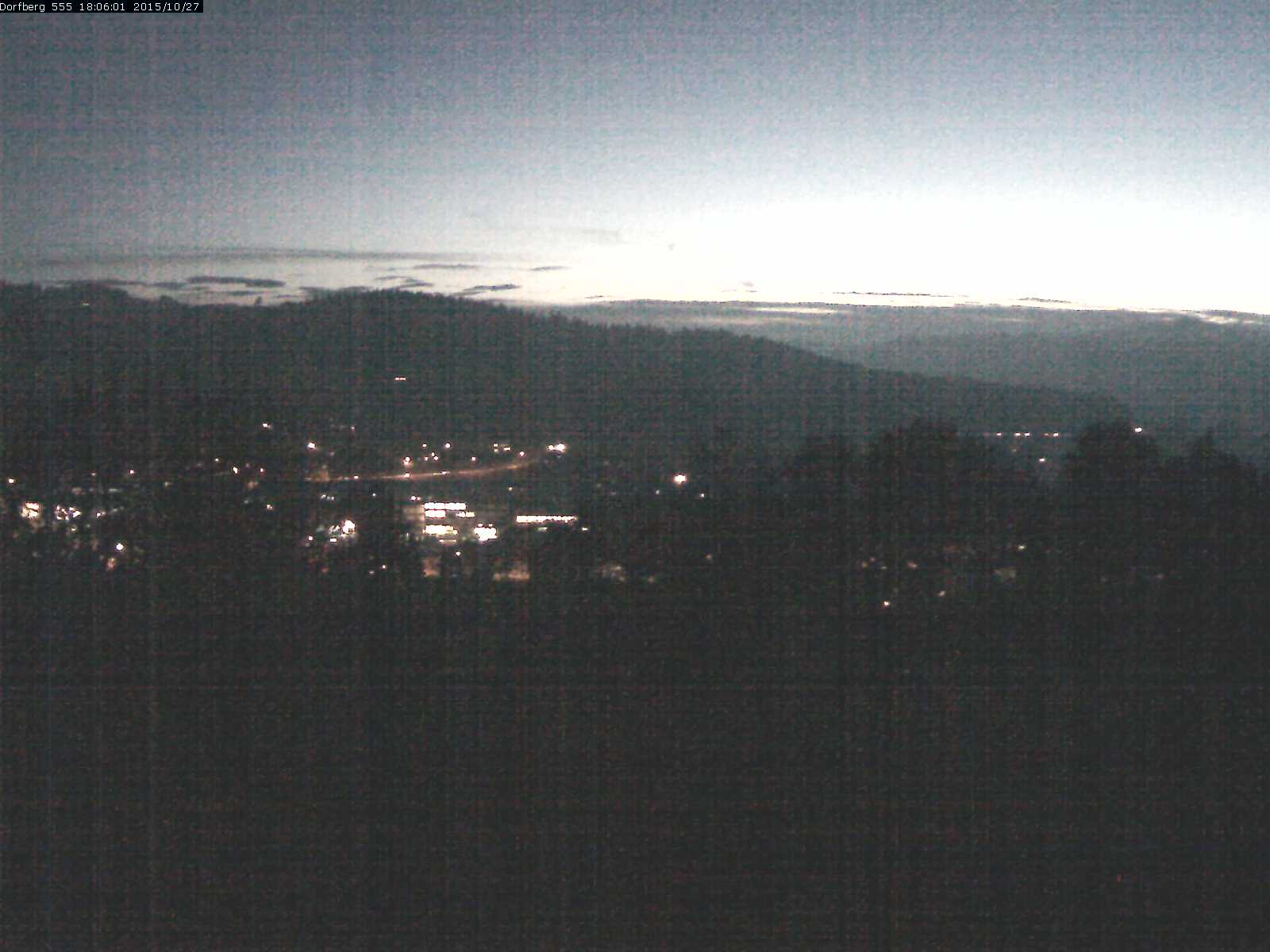 Webcam-Bild: Aussicht vom Dorfberg in Langnau 20151027-180601