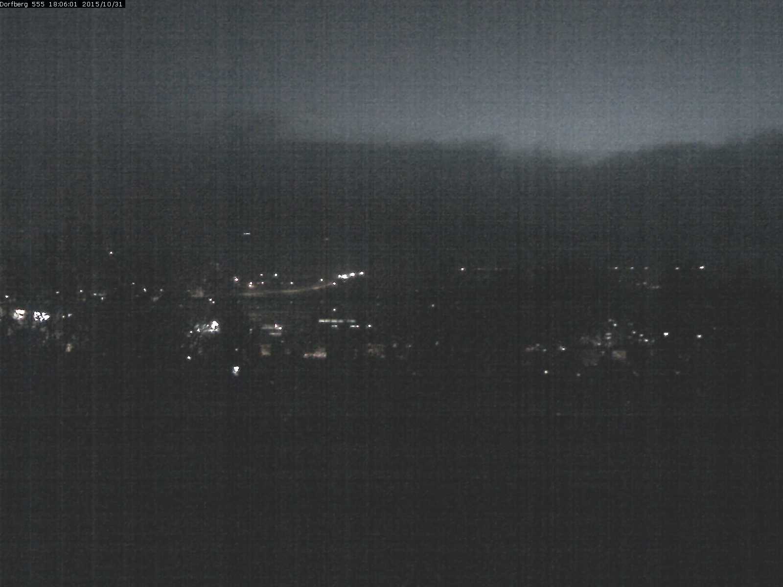 Webcam-Bild: Aussicht vom Dorfberg in Langnau 20151031-180601