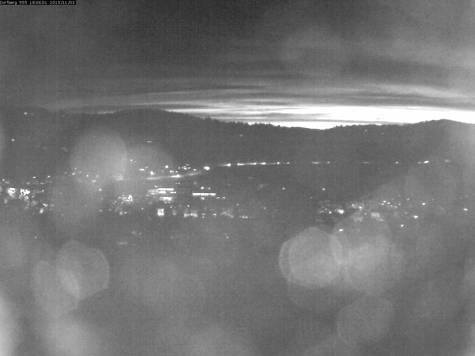 Webcam-Bild: Aussicht vom Dorfberg in Langnau 20151103-180601