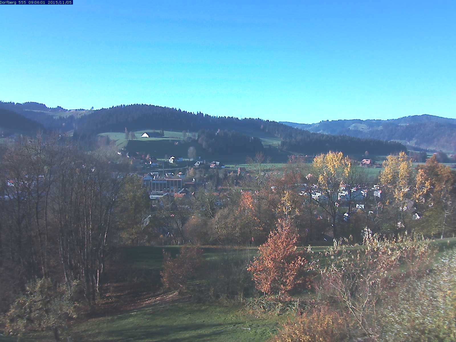 Webcam-Bild: Aussicht vom Dorfberg in Langnau 20151105-090601