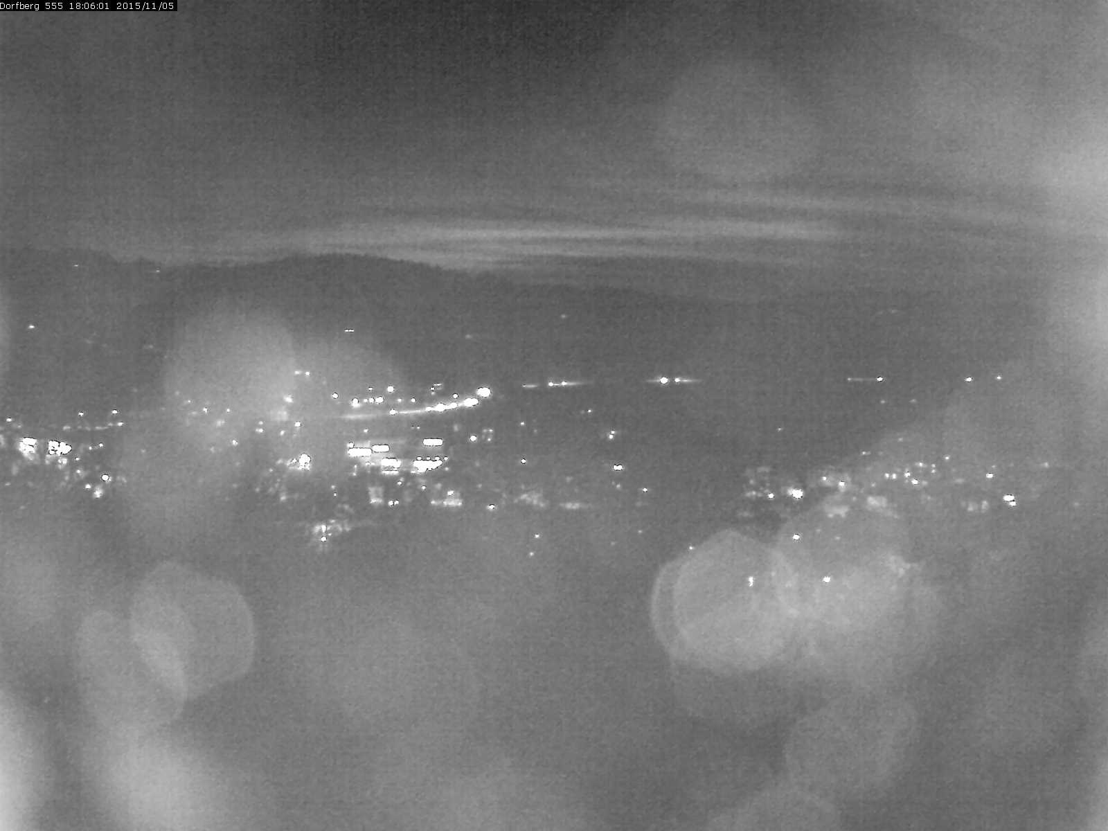 Webcam-Bild: Aussicht vom Dorfberg in Langnau 20151105-180601